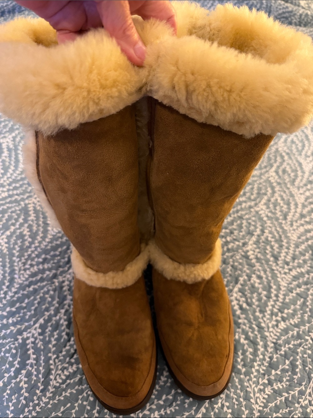 Women’s Tall UGG Shearling Lined Sundance Suede Boots - Chestnut